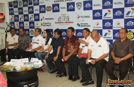Foto Alex Asmasoebrata