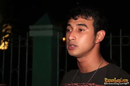 Foto Ali Syakieb