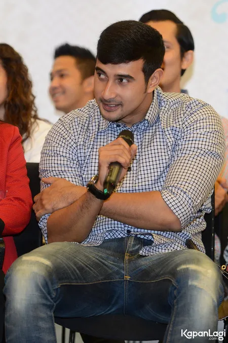 Foto Ali Syakieb