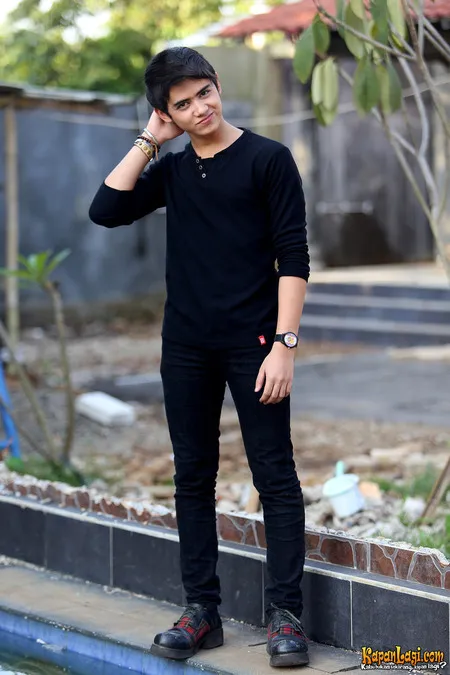 Foto Aliando Syarief