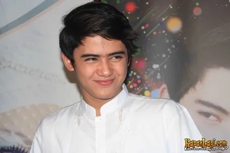 Foto Aliando Syarief
