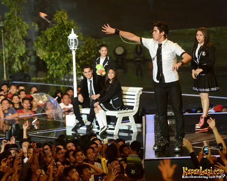 Foto Aliando Syarief