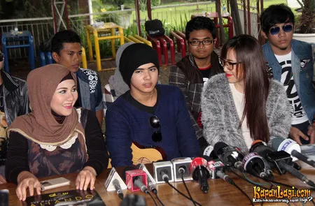 Foto Aliando Syarief