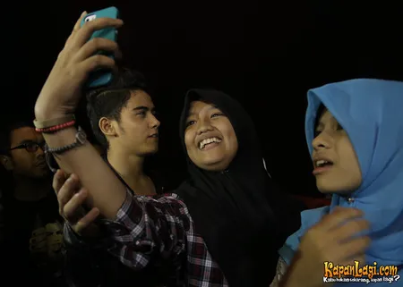Foto Aliando Syarief