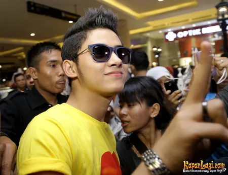 Foto Aliando Syarief