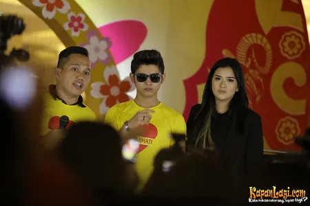 Foto Aliando Syarief