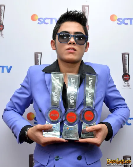 Foto Aliando Syarief