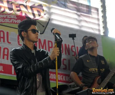 Foto Aliando Syarief