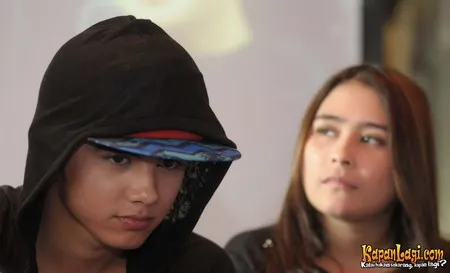 Foto Aliando Syarief