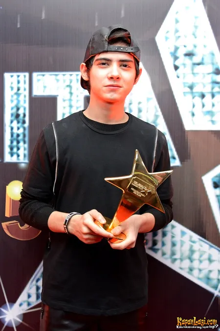 Foto Aliando Syarief