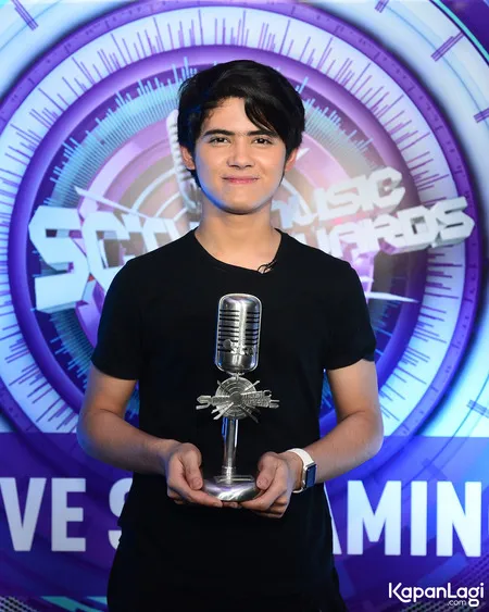 Foto Aliando Syarief