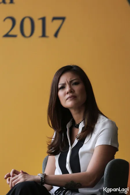 Foto Aline Adita
