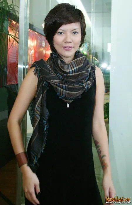 Foto Aline Adita