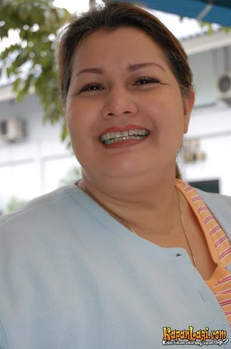 Foto Aline Sahertian