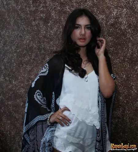 Foto Alodya Desy