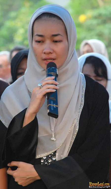 Foto Alya Rohali