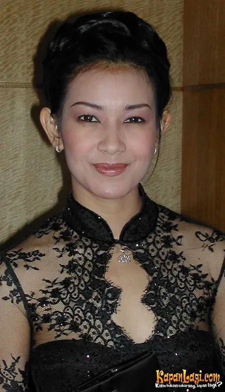 Foto Alya Rohali
