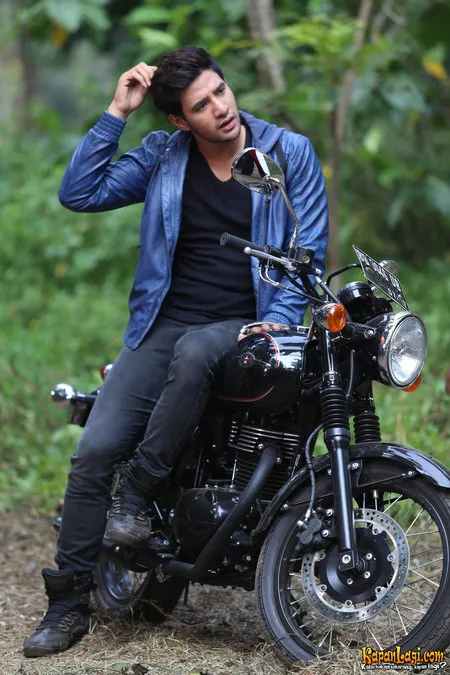 Foto Ammar Zoni