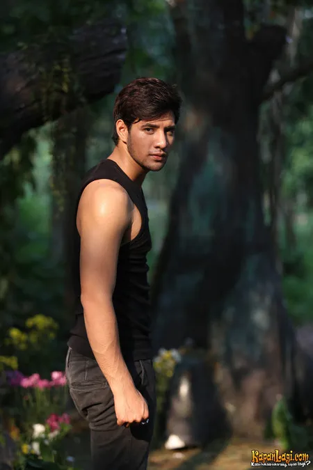 Foto Ammar Zoni
