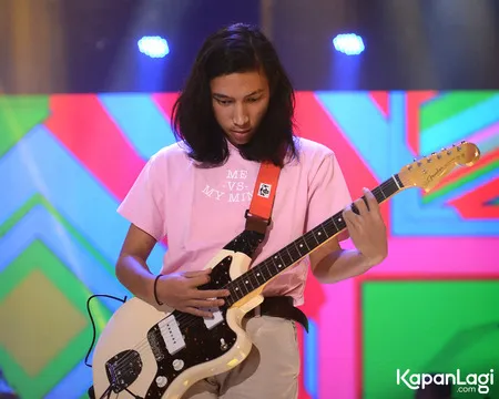 Foto Anakku Lelaki Hoed