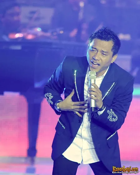 Foto Anang Hermansyah