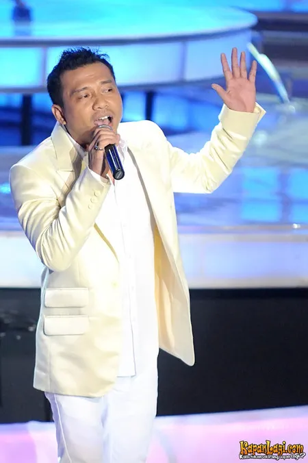 Foto Anang Hermansyah