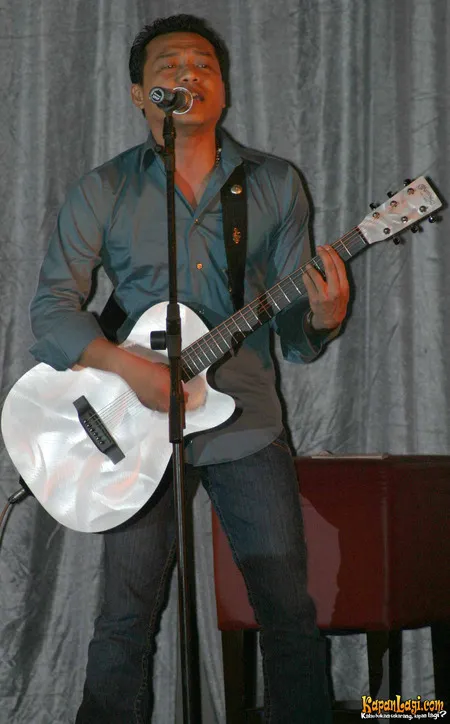 Foto Anang Hermansyah