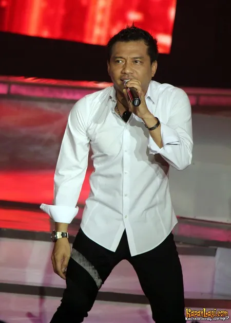 Foto Anang Hermansyah