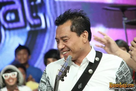 Foto Anang Hermansyah