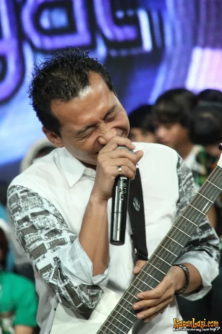 Foto Anang Hermansyah