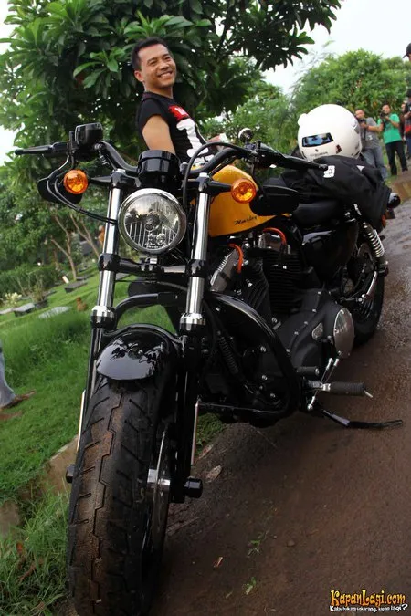 Foto Anang Hermansyah