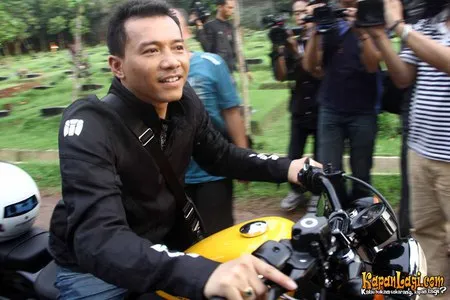Foto Anang Hermansyah