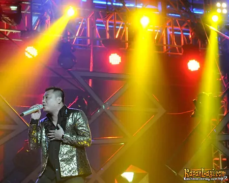 Foto Anang Hermansyah