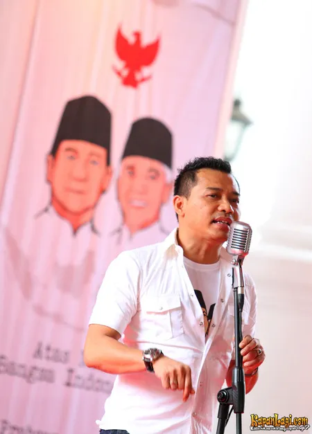 Foto Anang Hermansyah