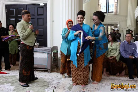 Foto Anang Hermansyah