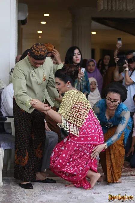 Foto Anang Hermansyah