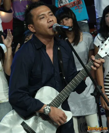 Foto Anang Hermansyah