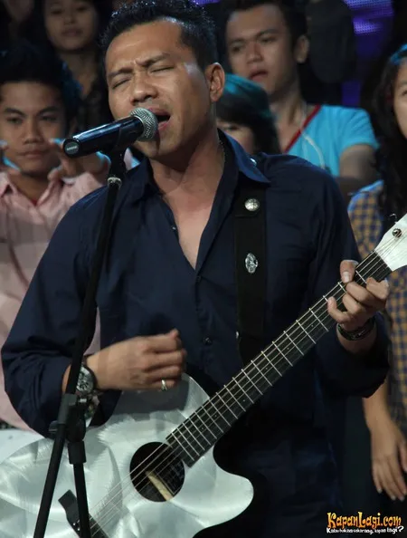 Foto Anang Hermansyah