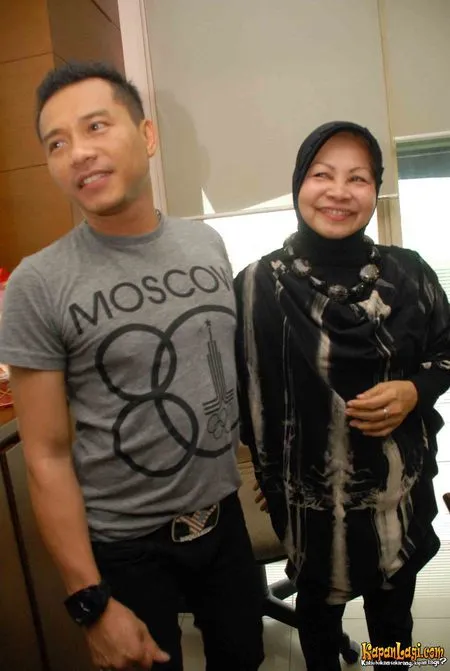 Foto Anang Hermansyah