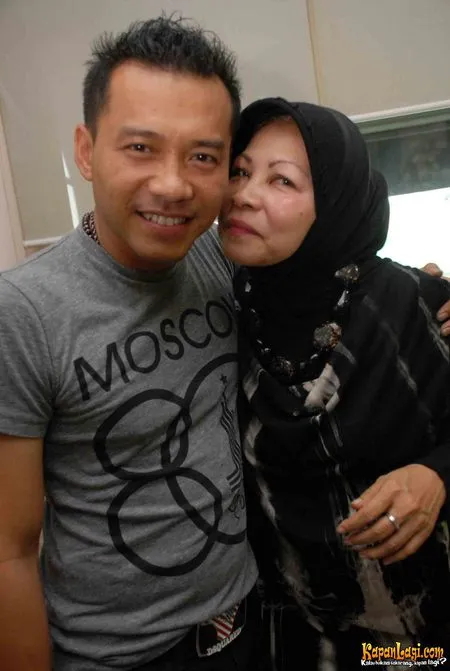 Foto Anang Hermansyah