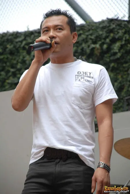 Foto Anang Hermansyah