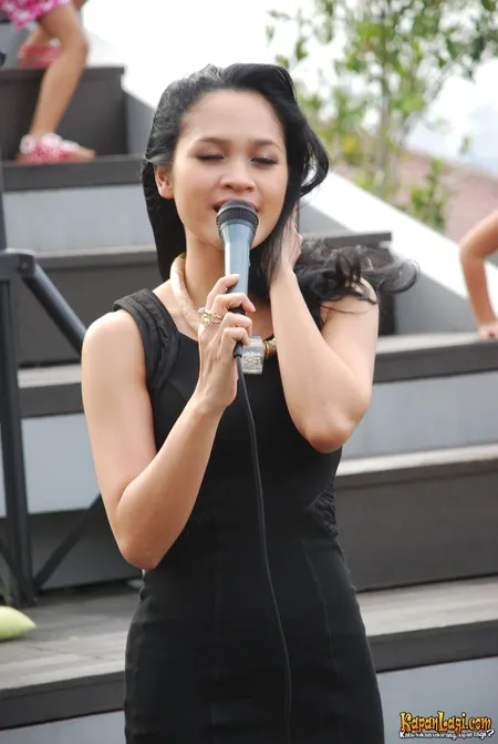 Foto Andien. Nomor Foto: 353