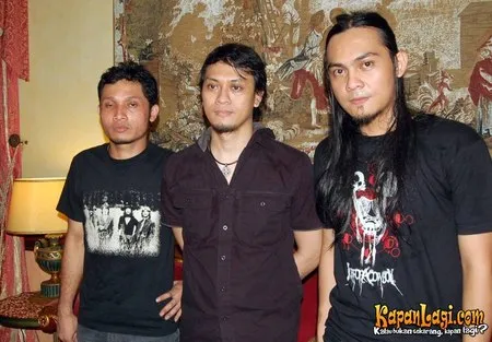 Foto Andra and The BackBone
