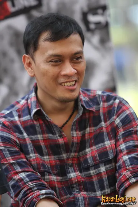 Foto Andra and The BackBone