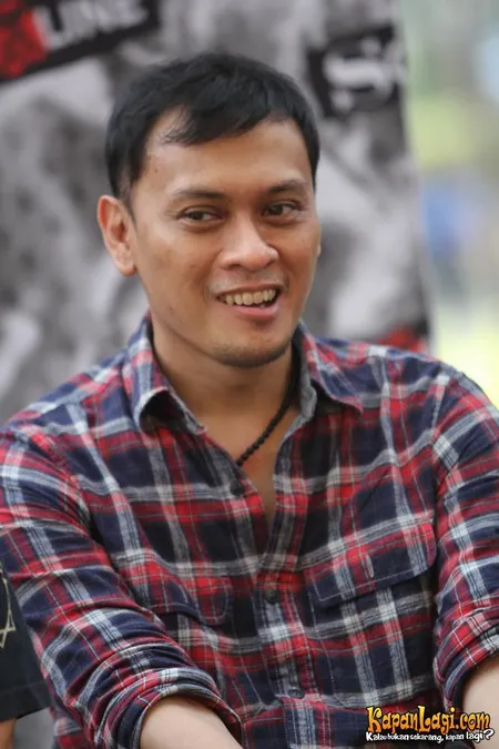 Foto Andra and The BackBone