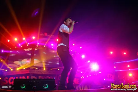 Foto Andra and The BackBone