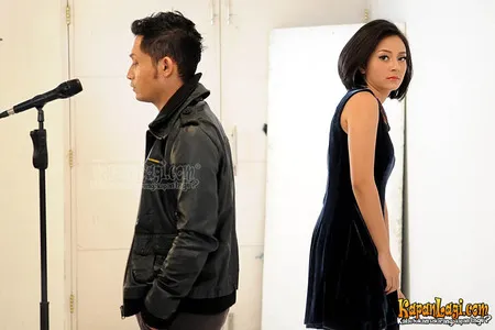 Foto Andra and The BackBone