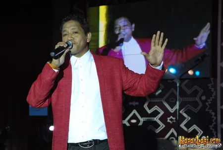 Foto Andre Hehanussa