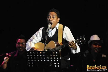 Foto Andre Hehanussa