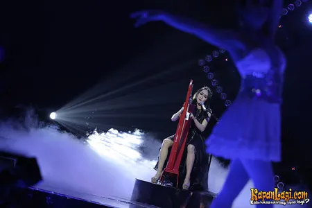 Foto Angela X Factor